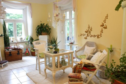 Unser Wohnzimmer 2008 Shabby Chic kombiniert mit Landhausmoöbeln