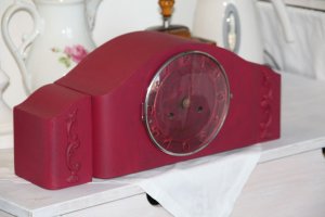 Kaminuhr aus alten Zeiten